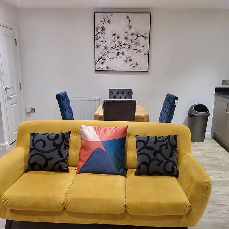 Garland Apartment, Greenhithe 3 ดาร์ทฟอร์ด ภายนอก รูปภาพ
