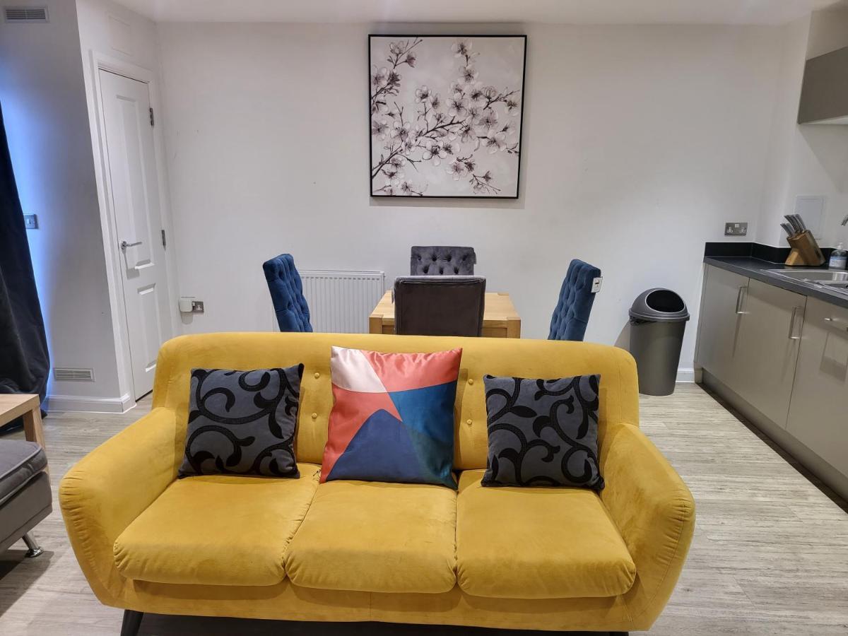Garland Apartment, Greenhithe 3 ดาร์ทฟอร์ด ภายนอก รูปภาพ