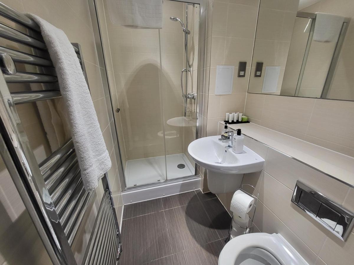 Garland Apartment, Greenhithe 3 ดาร์ทฟอร์ด ภายนอก รูปภาพ