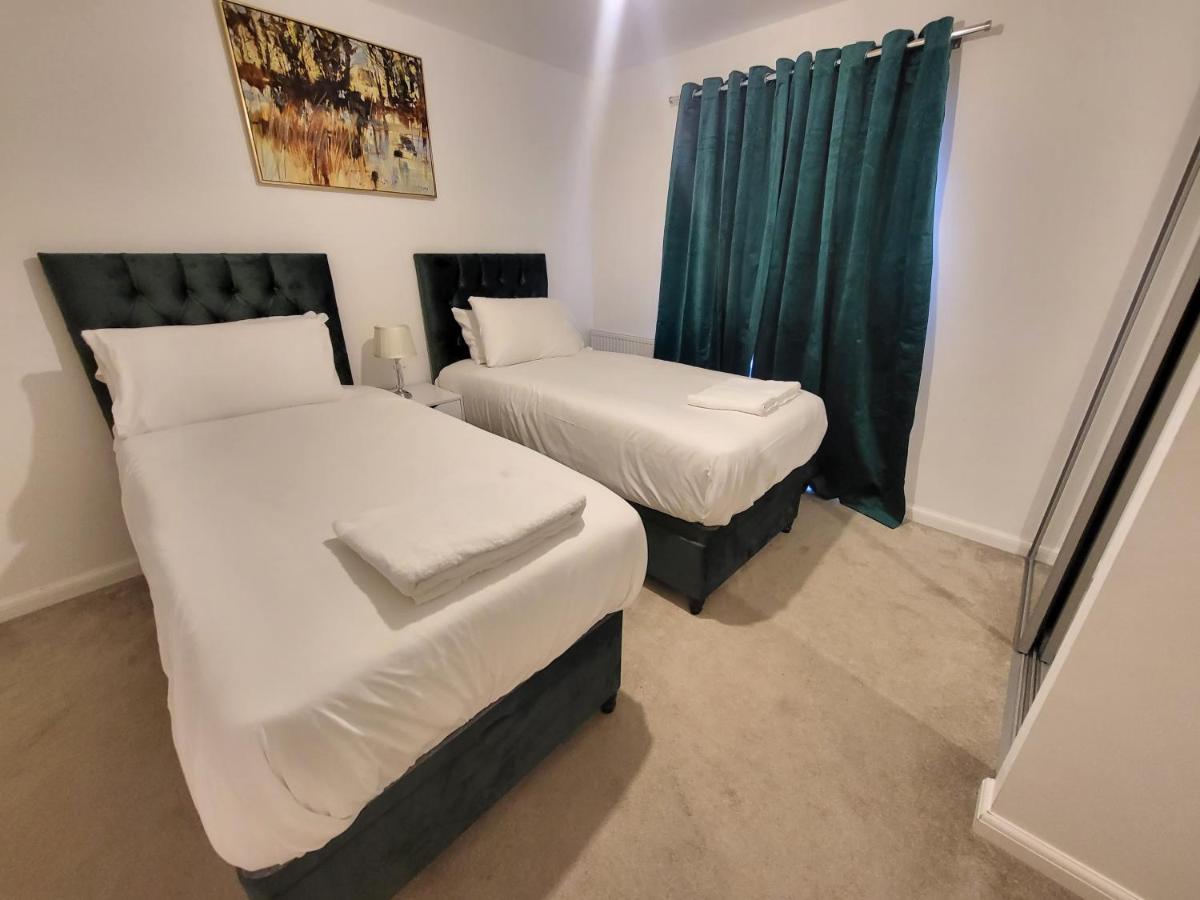 Garland Apartment, Greenhithe 3 ดาร์ทฟอร์ด ภายนอก รูปภาพ